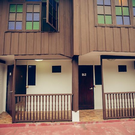 Agga Cnx Hostel Chiang Mai Exterior photo