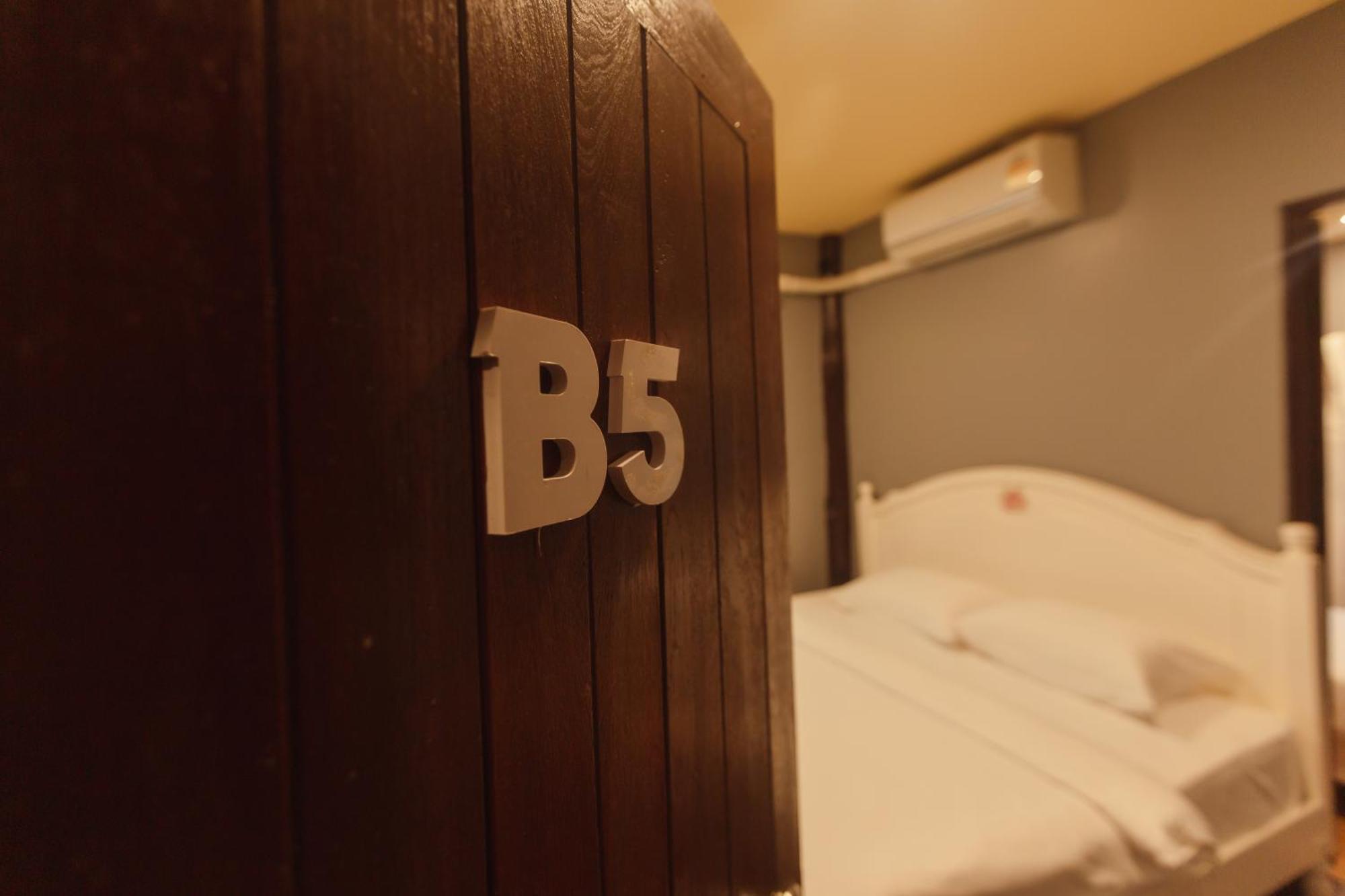 Agga Cnx Hostel Chiang Mai Exterior photo